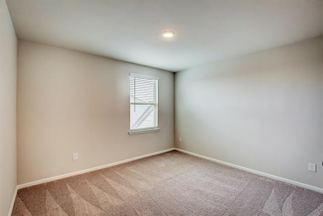 Building Photo - 3613 Bluestem Blvd
