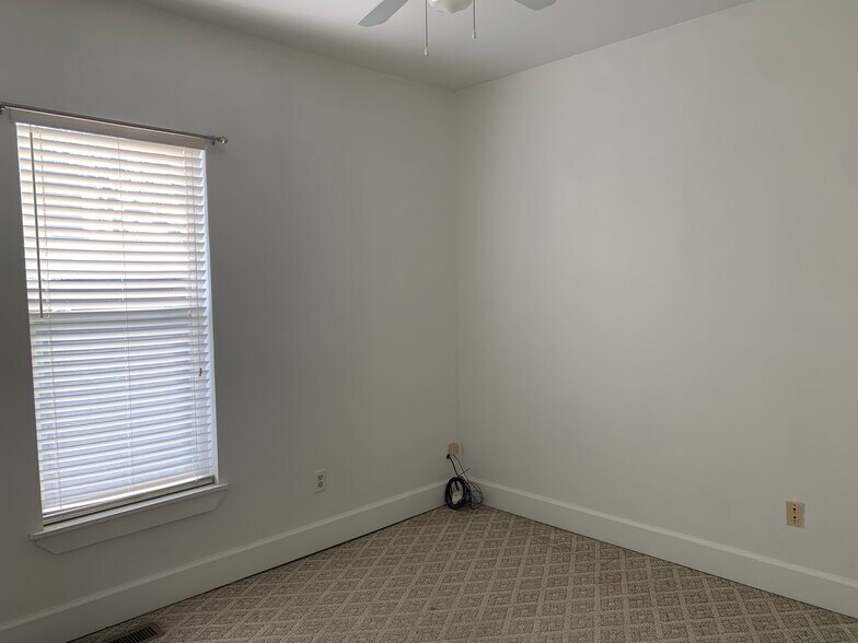 Building Photo - 3608 Eastern Ave