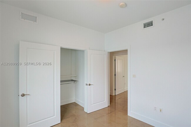 Building Photo - 7520 SW 59th St