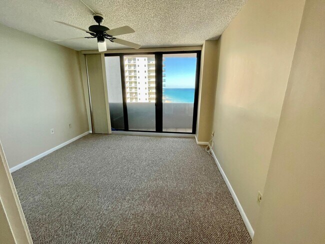 Building Photo - 4200 N Ocean Dr