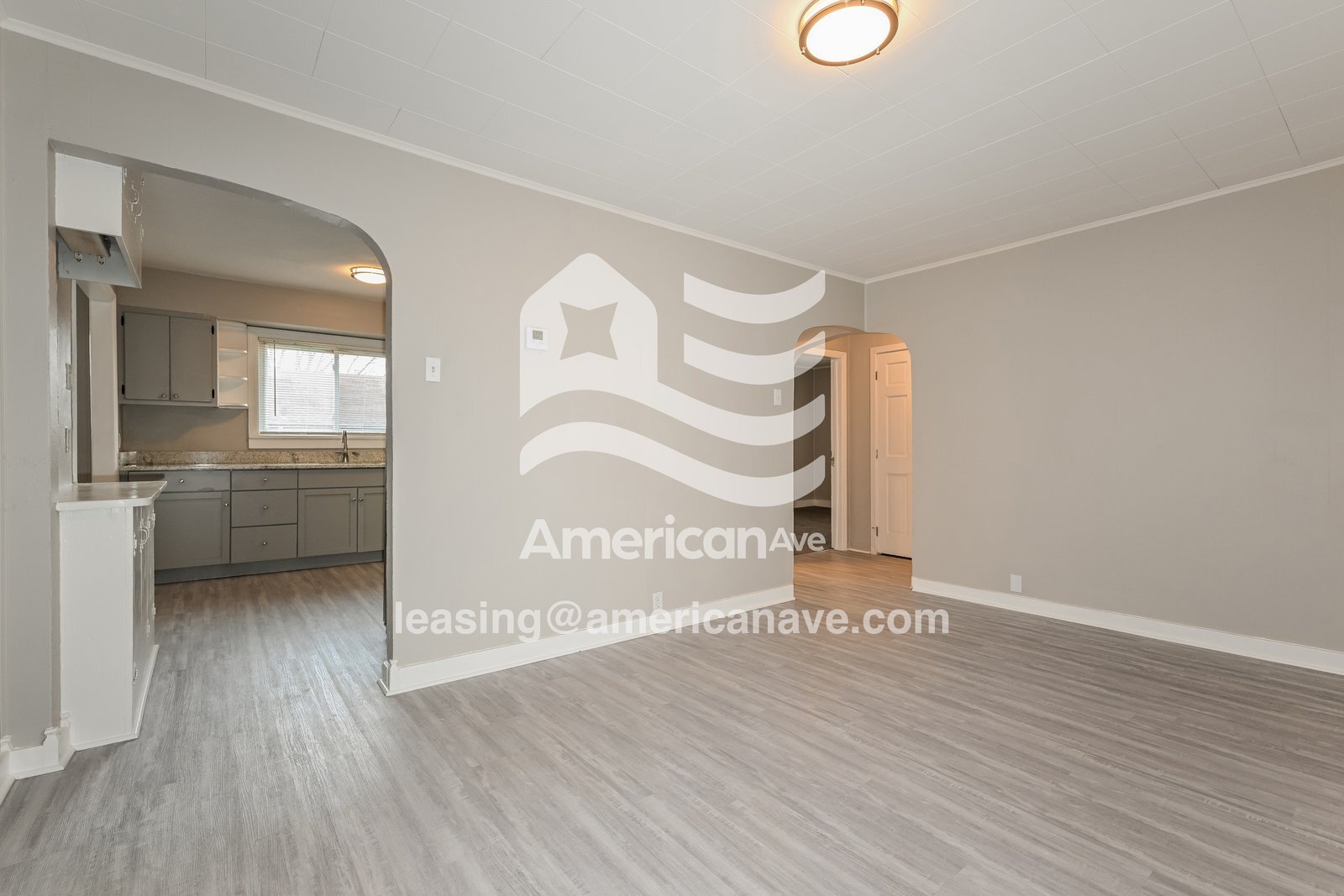 Building Photo - 933 Sycamore St