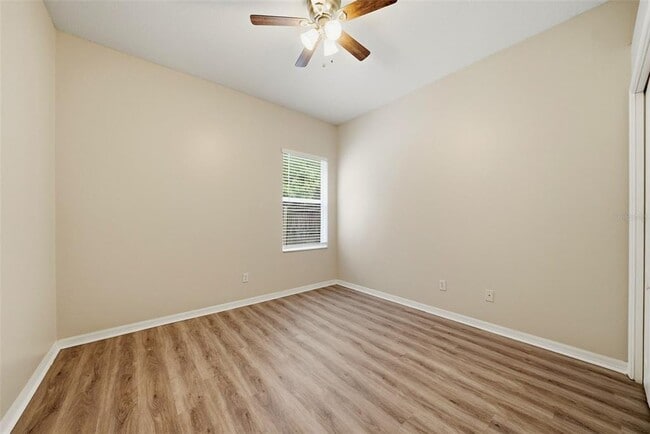 Building Photo - 403 Laguna Mill Dr