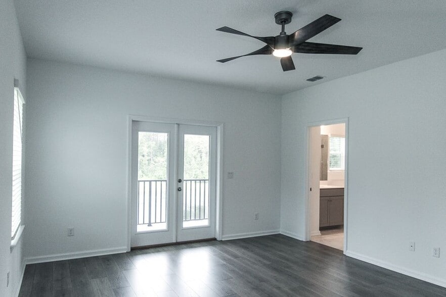 Building Photo - 254 Starnberg Ct