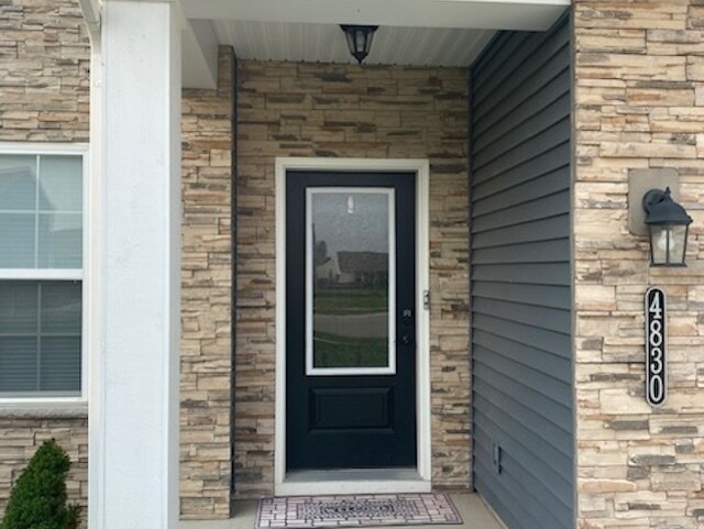 Building Photo - 4830 Halsley Ct