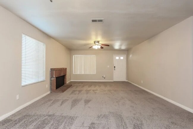 Building Photo - 1136 Erica St