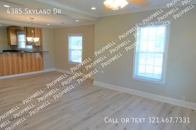 Building Photo - 4385 Skyland Dr