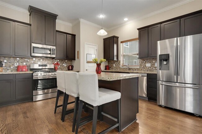Second Floor Kitchen Space - 921 W 24th St