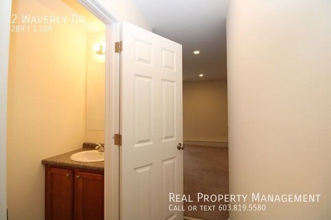 Building Photo - 2 Waverly Dr