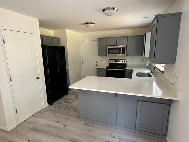 Building Photo - 18226 Big Fir Ct SE