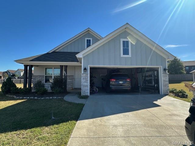 Primary Photo - 507 Privet Ct