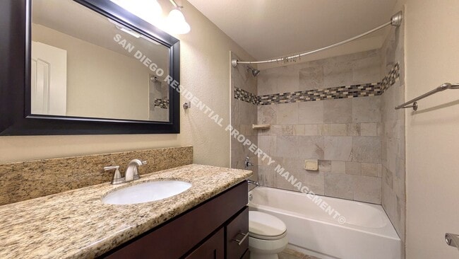 Building Photo - Desirable North Park Condo with Amazing Vi...
