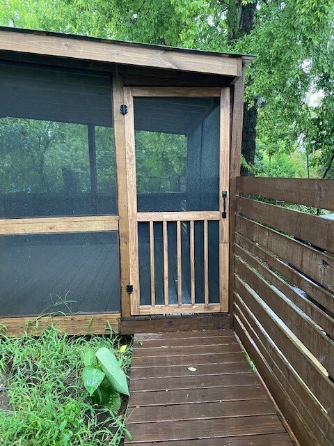 Building Photo - 209 43rd St S