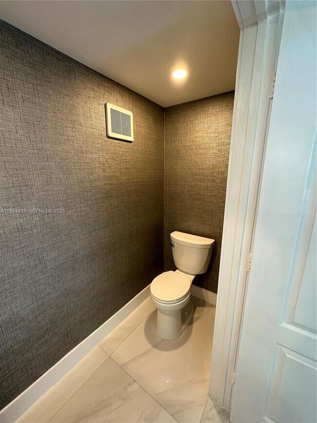 Building Photo - 9060 SW 215th Terrace