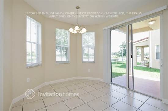 Building Photo - 3626 SW 166th Ave