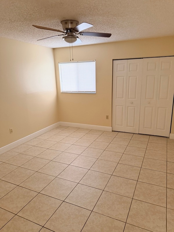 Building Photo - 479 Prestwick Pl