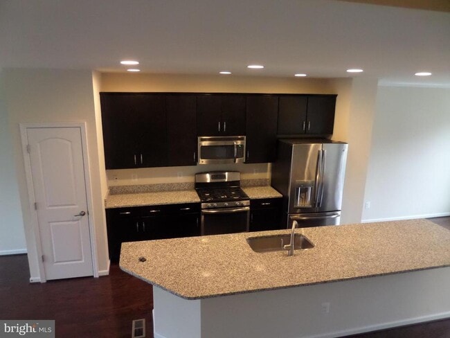 Building Photo - 43348 Polenta Terrace