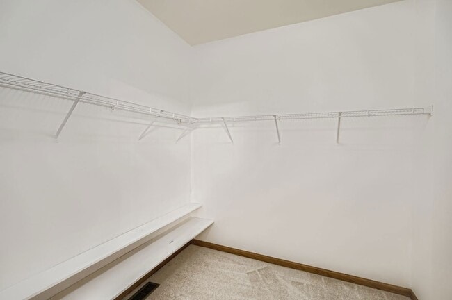 Building Photo - 4579 Half Moon Dr