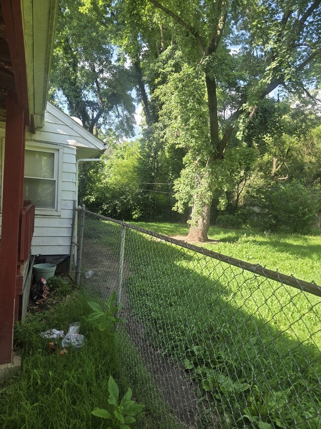 Building Photo - 1312 N 51st St