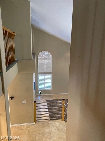 Building Photo - 2817 Via Avanti St