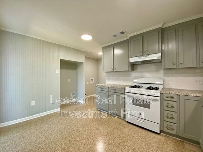 Building Photo - 217 N Emerald Loop