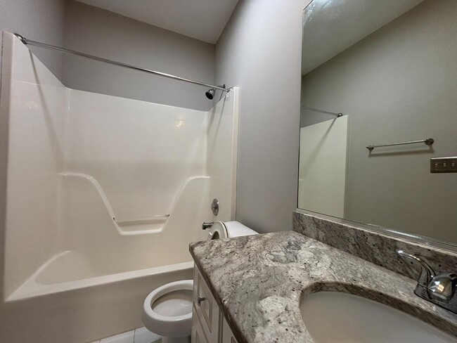 Building Photo - 4603 Brittany Dr