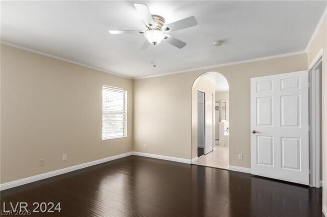 Building Photo - 9424 Deer Lodge Ln