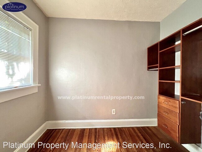 Building Photo - 1 br, 1 bath House - 1125 Briarcliff Place...