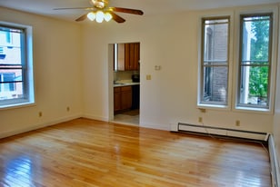Building Photo - 3081 30th St
