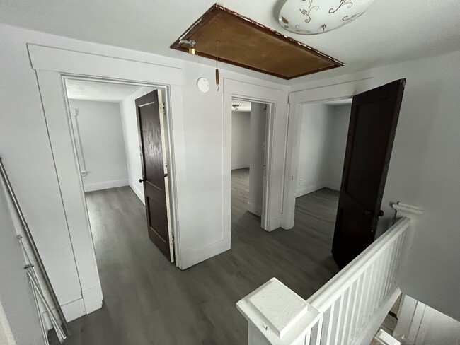 Building Photo - 769 Sherman Ave Ave