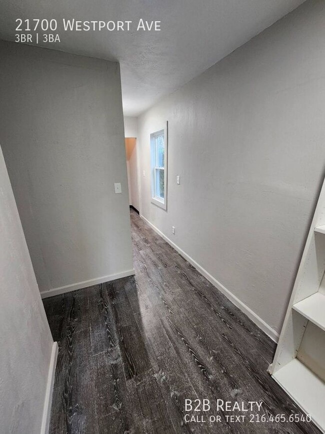 Building Photo - 21700 Westport Ave