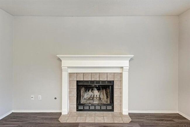 Building Photo - 709 Horizon Trail