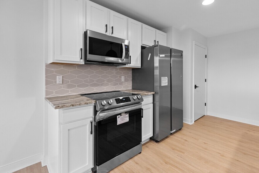 Building Photo - 525 W Lafayette Blvd