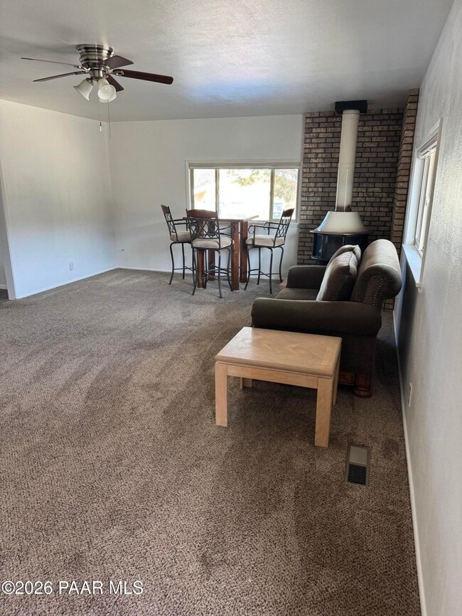 Building Photo - 627 Pinion Pl