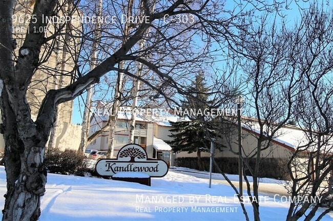Building Photo - 9625 Independence Dr