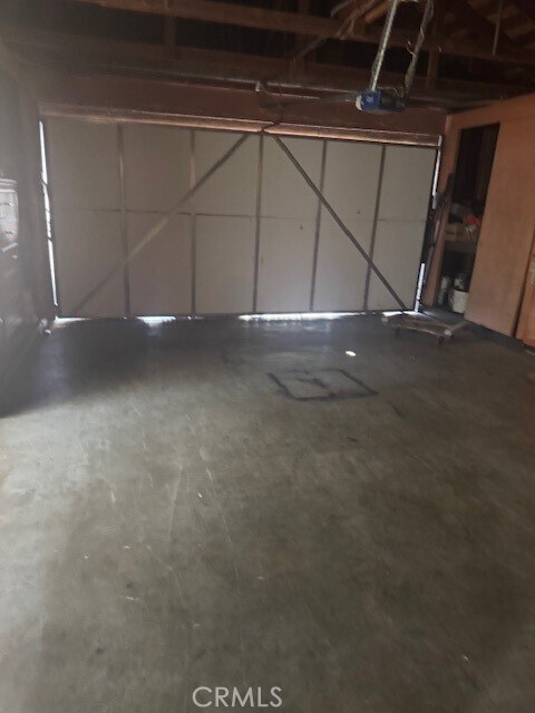 Building Photo - 5971 Rogers Ln