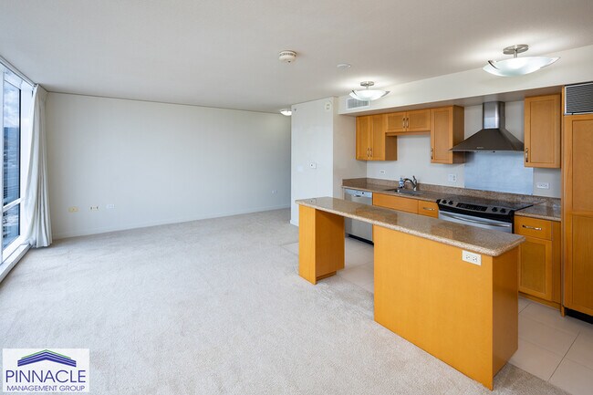 Building Photo - 1296 Kapiolani Blvd