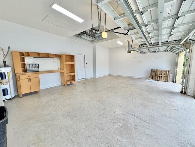 Building Photo - 9107 63rd Ct E