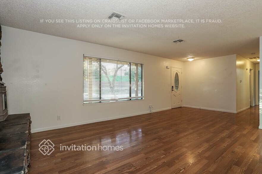 Building Photo - 4415 Patterson Dr