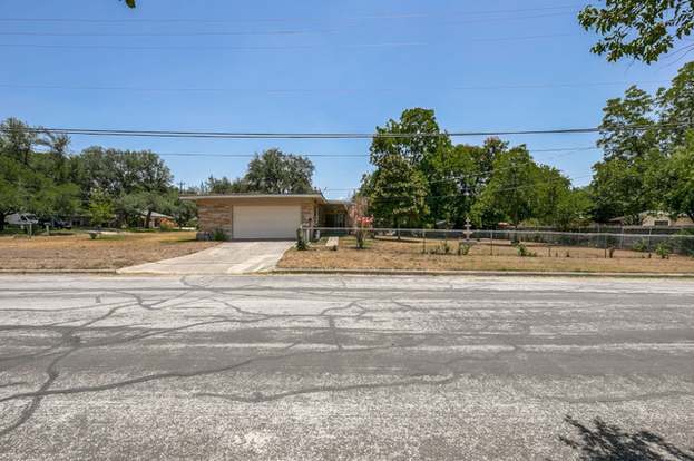 Building Photo - 600 Antler Dr