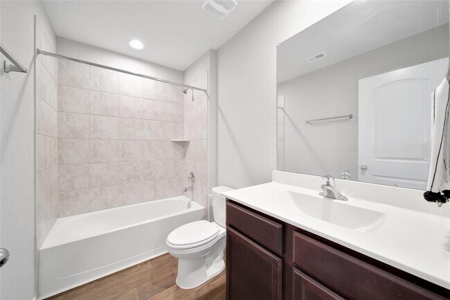 Building Photo - 13854 Rock Island Trl