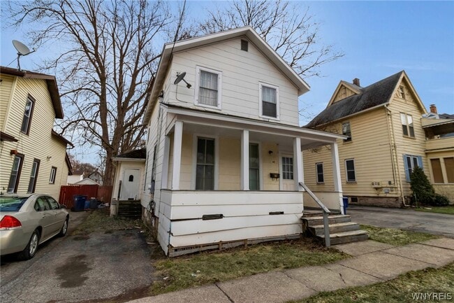 Building Photo - 43 Waterman St