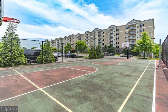 Building Photo - 6301 Edsall Rd