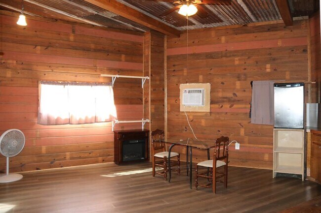 Building Photo - 6759 TX-105