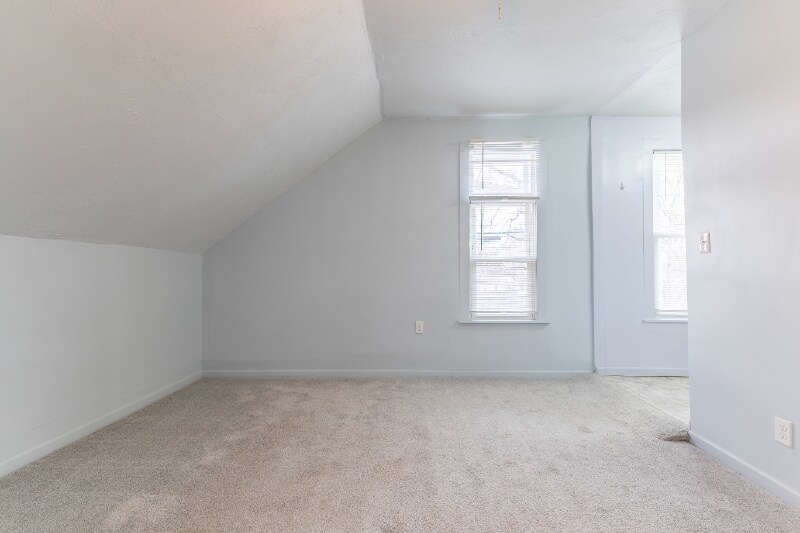 Building Photo - 6602 Ballard Ave