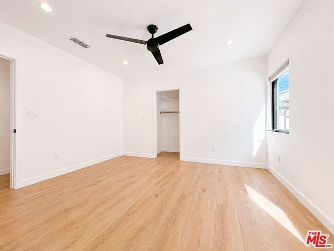 Building Photo - 818 N Genesee Ave