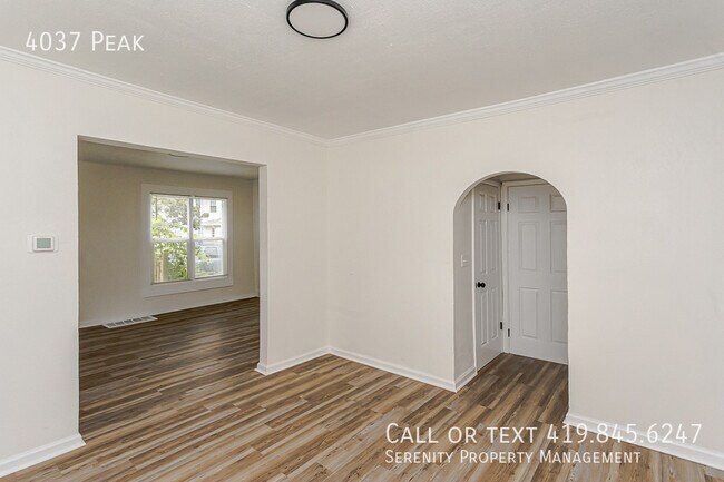 Building Photo - 4037 Peak-