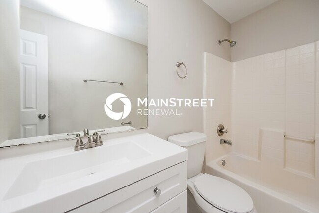 Building Photo - 3 Bedroom Pet-Friendly Home in Orlando, FL...