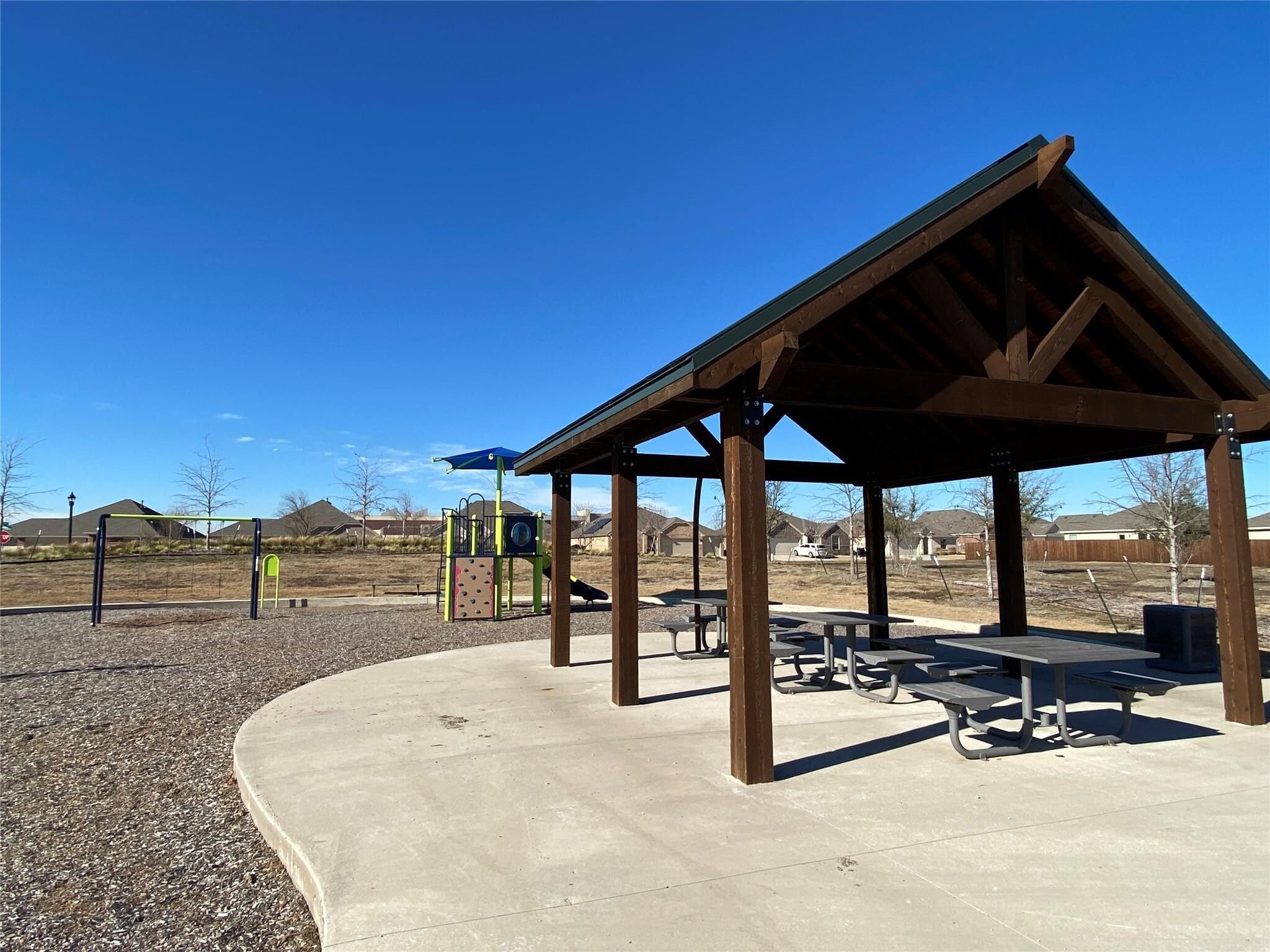 Building Photo - 755 Mulberry Dr