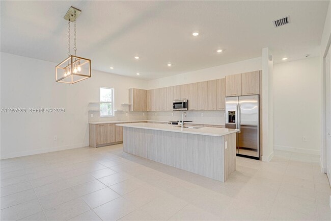 Building Photo - 4390 SW 122nd Terrace