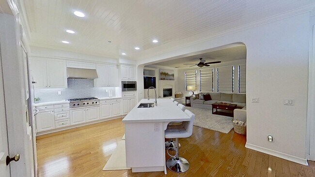 Building Photo - 4350 Bob White Rd